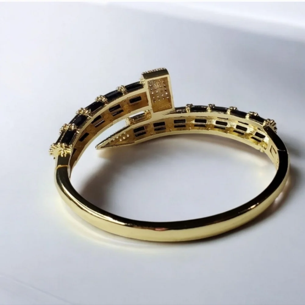 Chunky Luxury 18k Gold Plated Onyx Zircon Crystal Bracelet